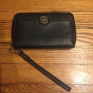Black Tory Burch zip wallet with wristlet strap